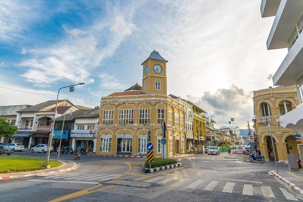B2 Phuket Premier Hotel Patong Экстерьер фото